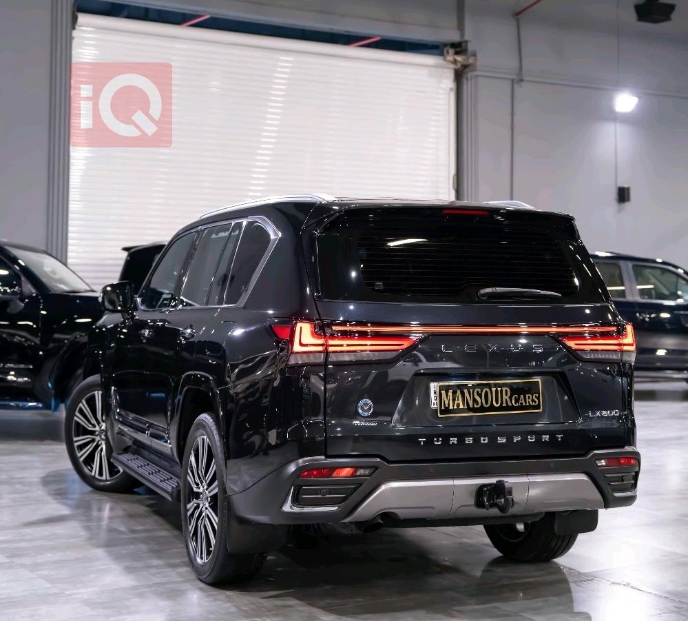 Lexus LX